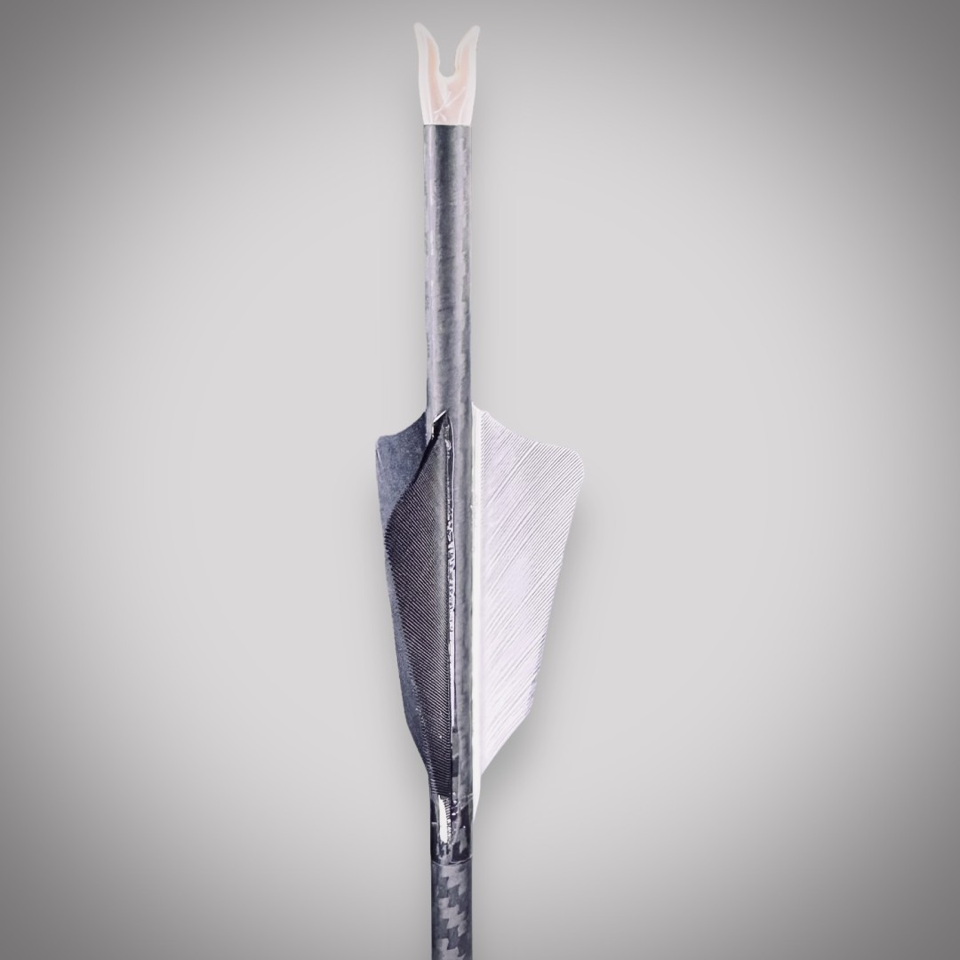 Karbon nyílvessző 500 - 7,4 mm - 33 col fekete-fehér