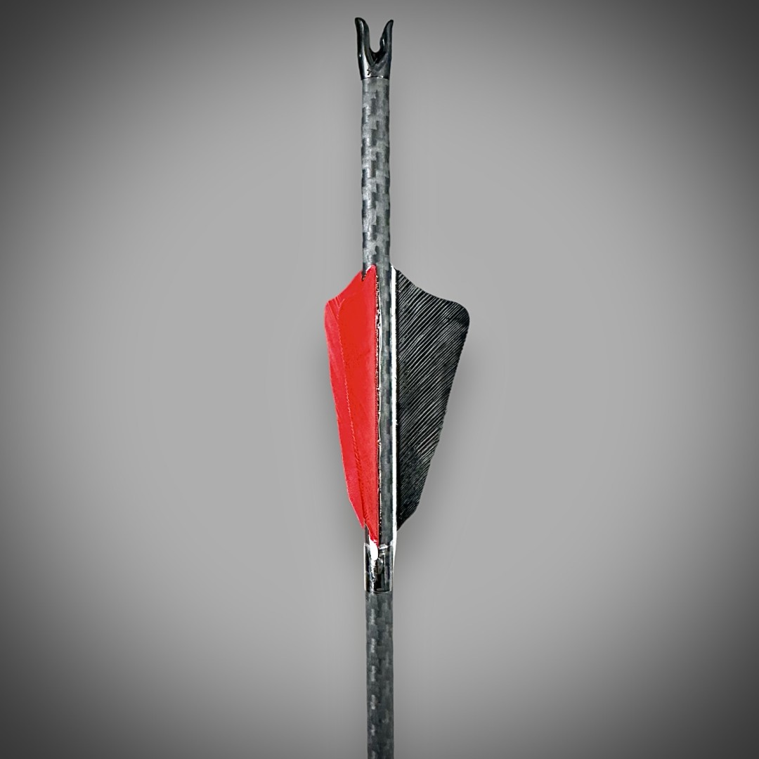 Karbon nyílvessző 500 - 7,4 mm - 33 col piros-fekete