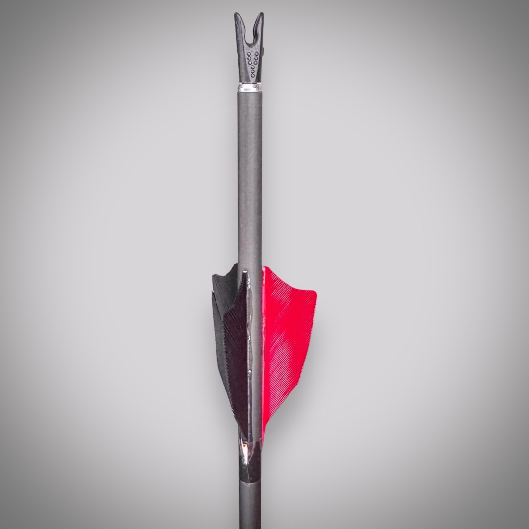 Karbon nyílvessző 6 mm 33 col fekete-piros